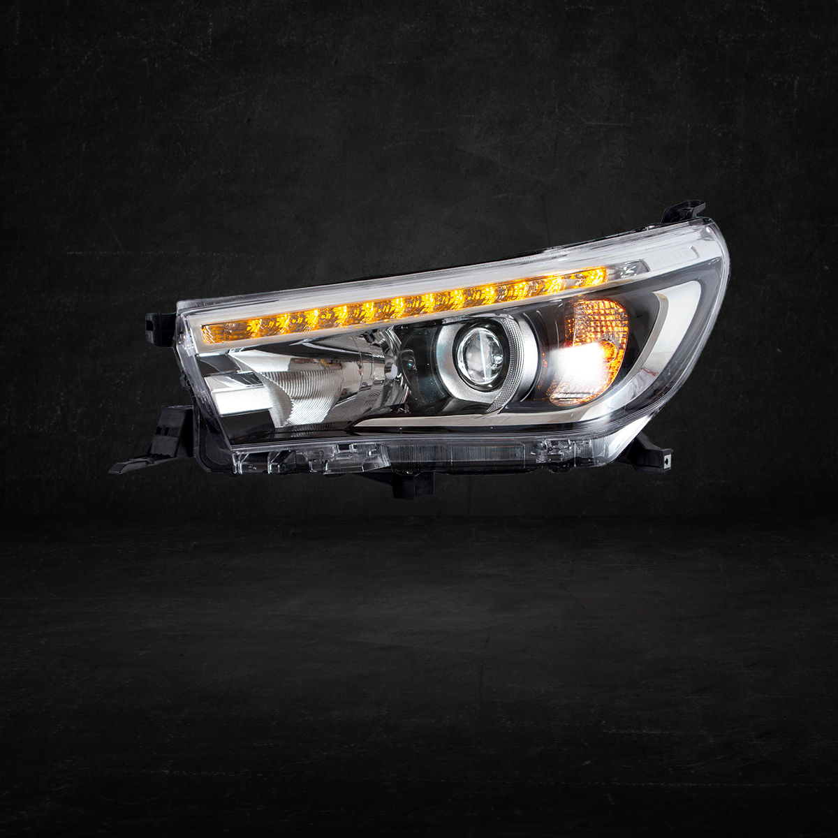 Farol-Hilux